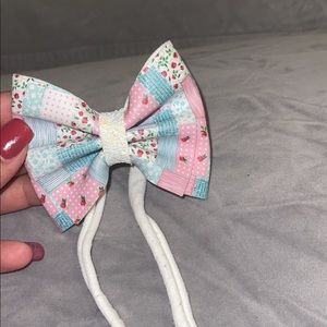 4 dollar bows